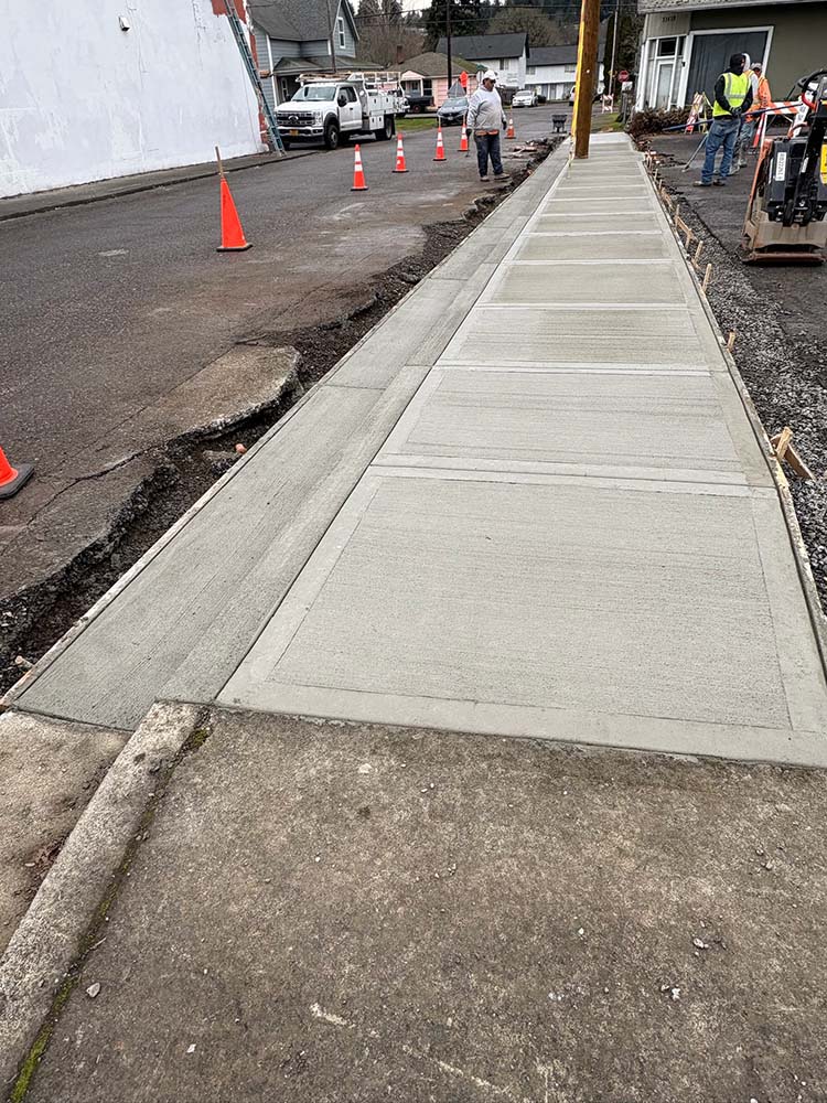 6 Safety Benefits of Commercial Concrete in Portland Loading Zones